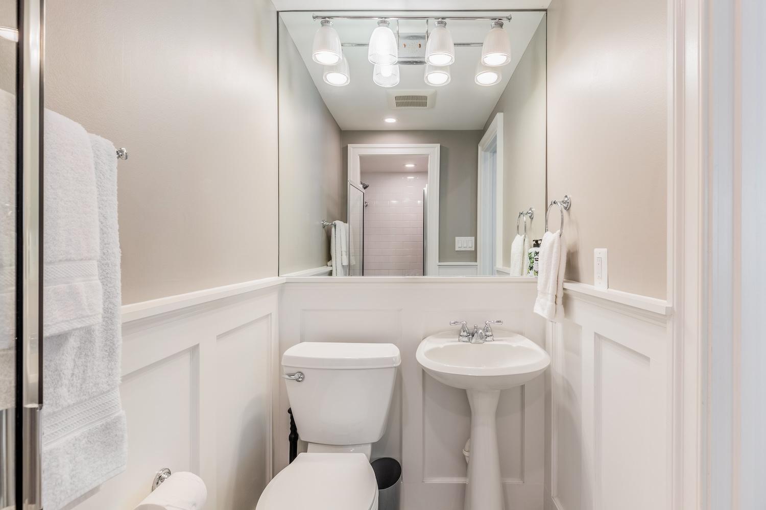 Washington, Dc's Finest Address Apartment *